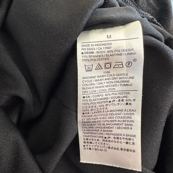 Banana Republic Black Velvet Top - Picture 4 of 4